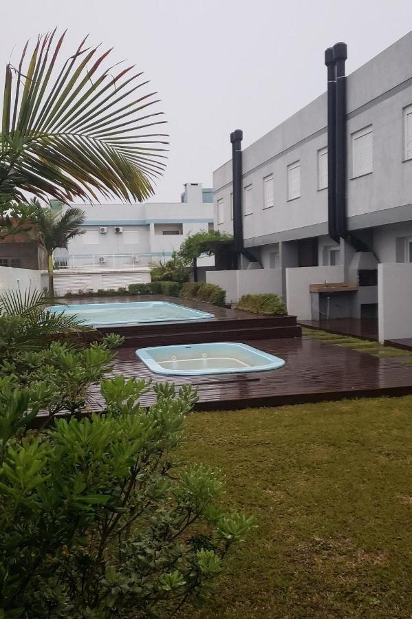 Sobrados Com Suite E Sacada Vista Ao Mar Capao da Canoa Exterior photo